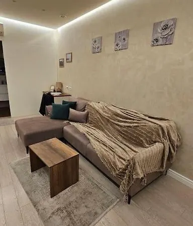Center Apartment *